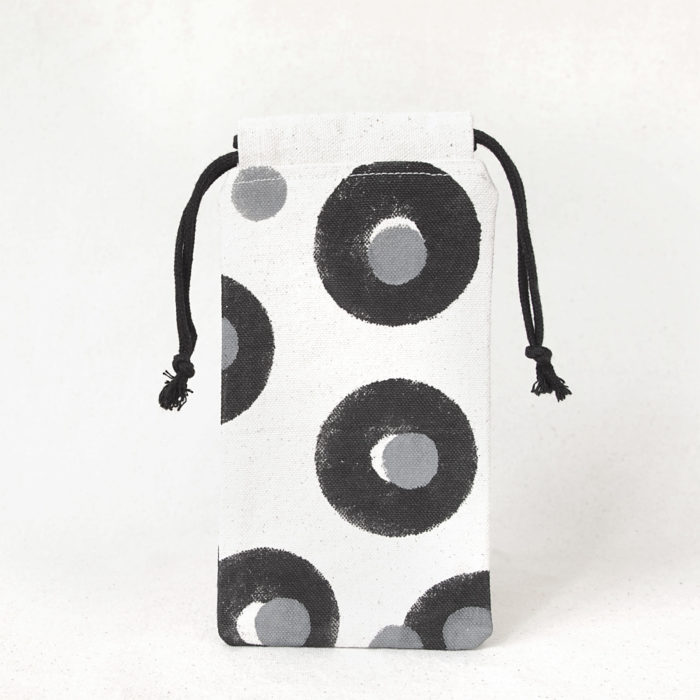 Black and gray circles hand-printed cotton soft glasses case 2